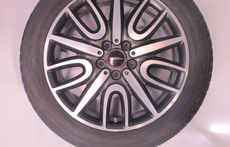Mini Mini Countryman F60 JCW529 18 inch wheels Bridgestone Runflat winter tires Original