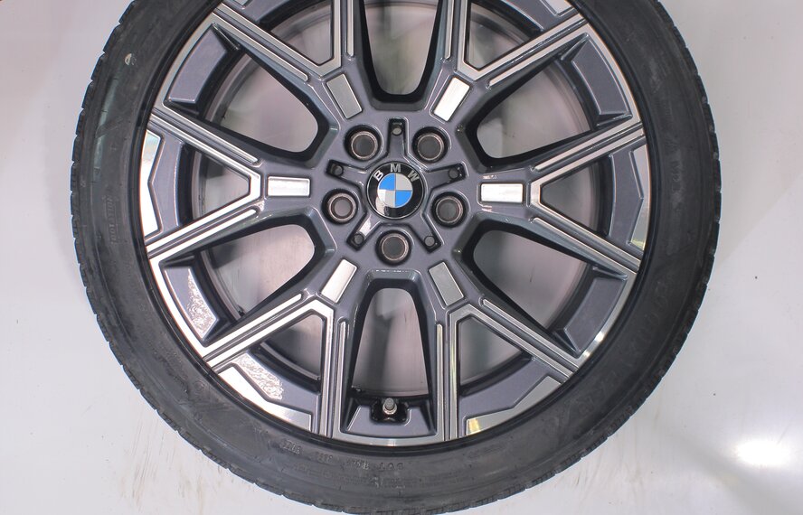 BMW BMW 1 series 2 series F70 F74 974 18 inch wheels Goodyear Winter Tires New Original