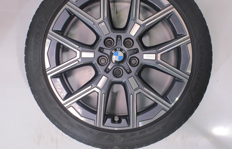 BMW BMW 1 series 2 series F70 F74 974 18 inch wheels Goodyear Winter Tires New Original