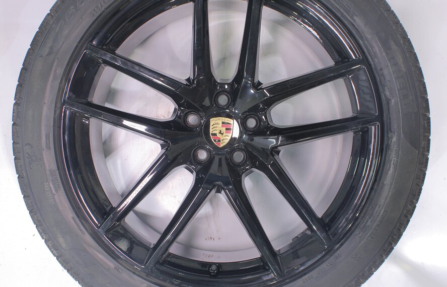 Porsche Porsche Macan II + III 95B 20 inch wheels Pirelli Winter Tires New Original
