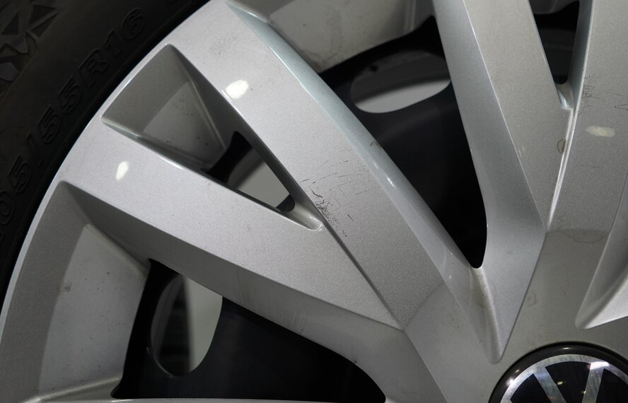 Volkswagen Volkswagen Golf 5 6 7 8 16 inch rims Nexen Winter Tires Original