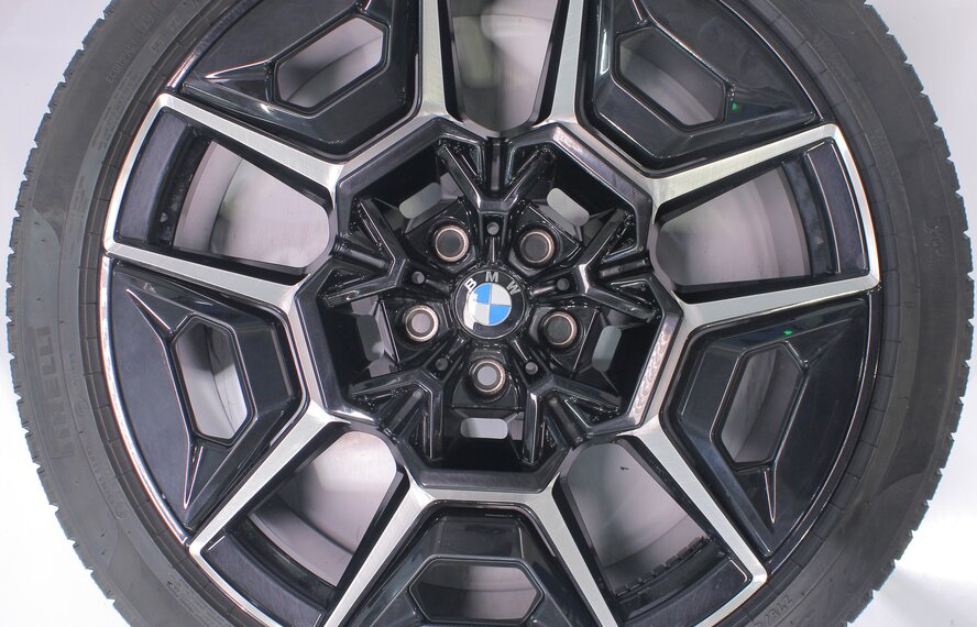 BMW BMW XM G09 922M 22 inch wheels Pirelli Winter Tires New Original