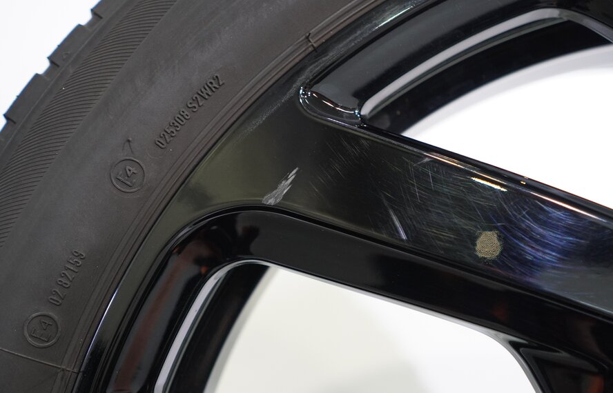 BMW BMW i3s 428 19 inch rims Bridgestone Winter Tires Original