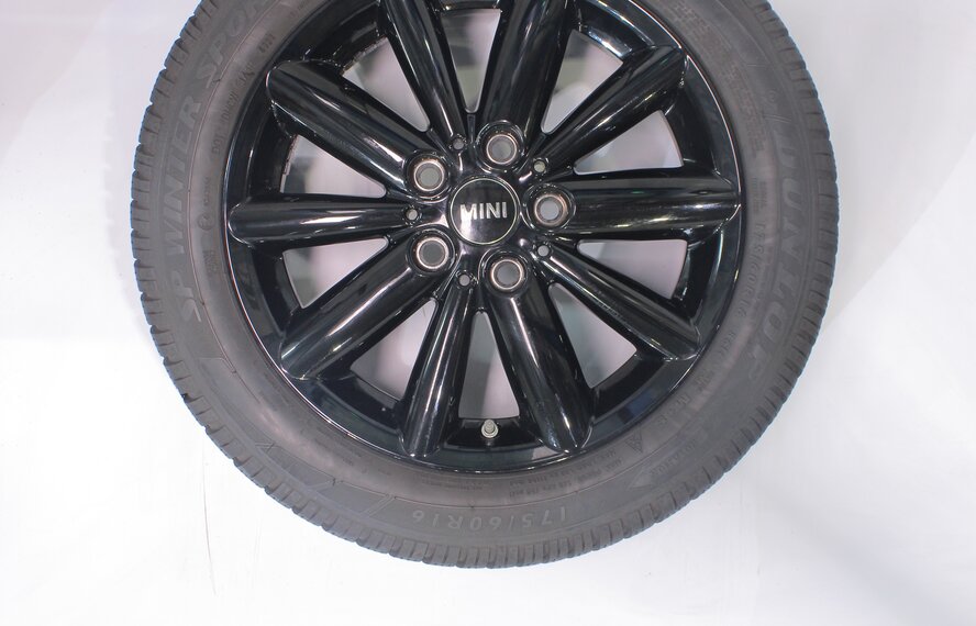 Mini Mini Cooper / S / One / Convertible F55 F56 F57 508 16 inch wheels Dunlop Runflat Winter Tires Original