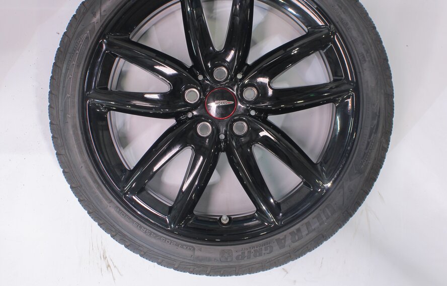 Mini Mini Clubman F54 JCW815 18 inch wheels Goodyear Winter Tires Original