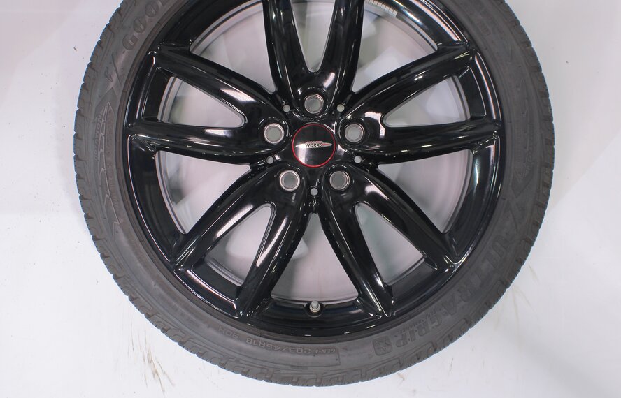 Mini Mini Clubman F54 JCW815 18 inch wheels Goodyear Winter Tires Original