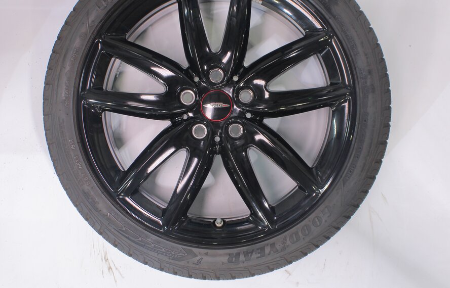 Mini Mini Clubman F54 JCW815 18 inch wheels Goodyear Winter Tires Original