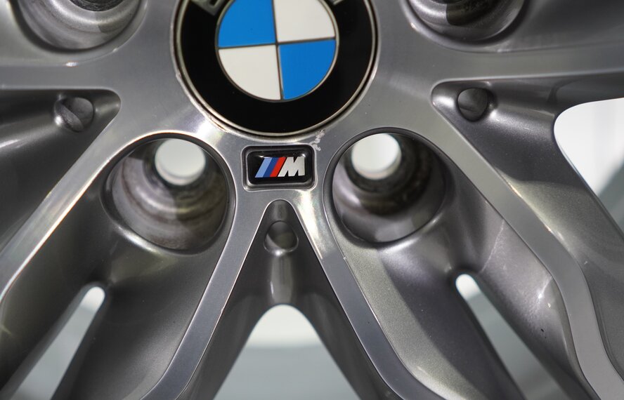 BMW BMW X1 F48 X2 F39 570M 18 inch wheels Bridgestone Runflat Winter Tires Original