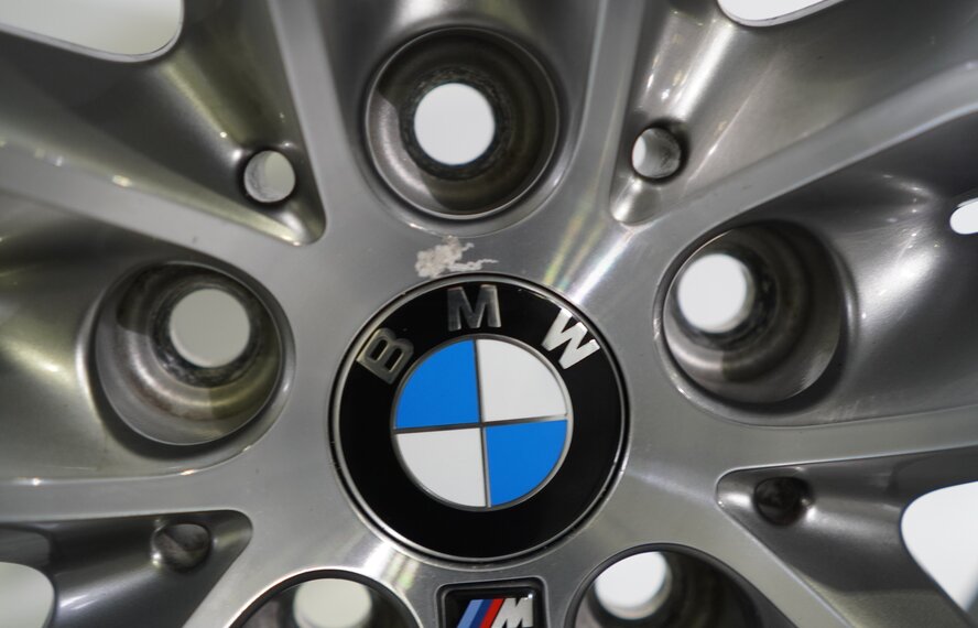 BMW BMW X1 F48 X2 F39 570M 18 inch wheels Bridgestone Runflat Winter Tires Original