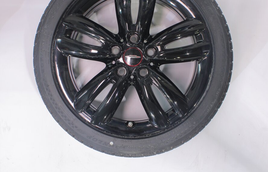 Mini Mini Cooper / S / One / Convertible F55 F56 F57 JCW501 17 inch wheels Dunlop Runflat Winter Tires New Original