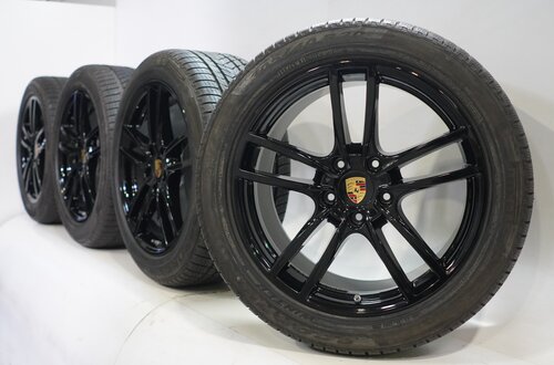 Porsche Porsche Cayenne E3 20 & 21 inch rims Pirelli Winter tires Original