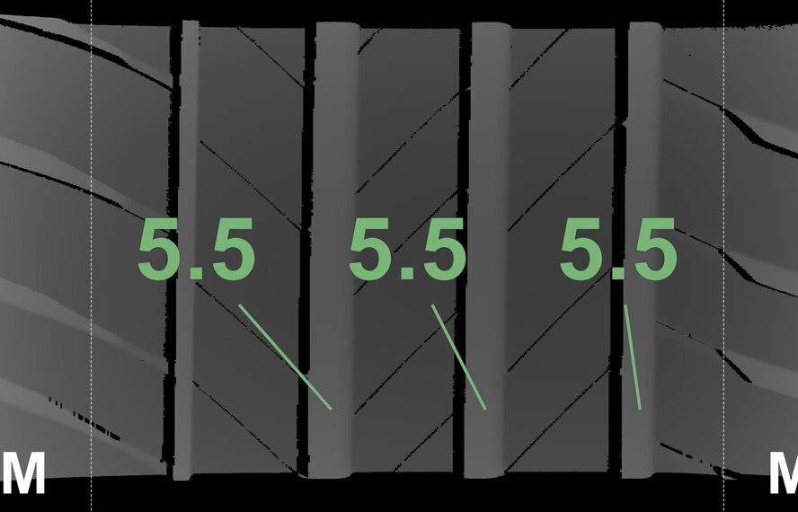 BMW BMW 1 2 Series F40 F44 2 Series Gran Coupe 550M 17 inch wheels Goodyear Summer Tires Original