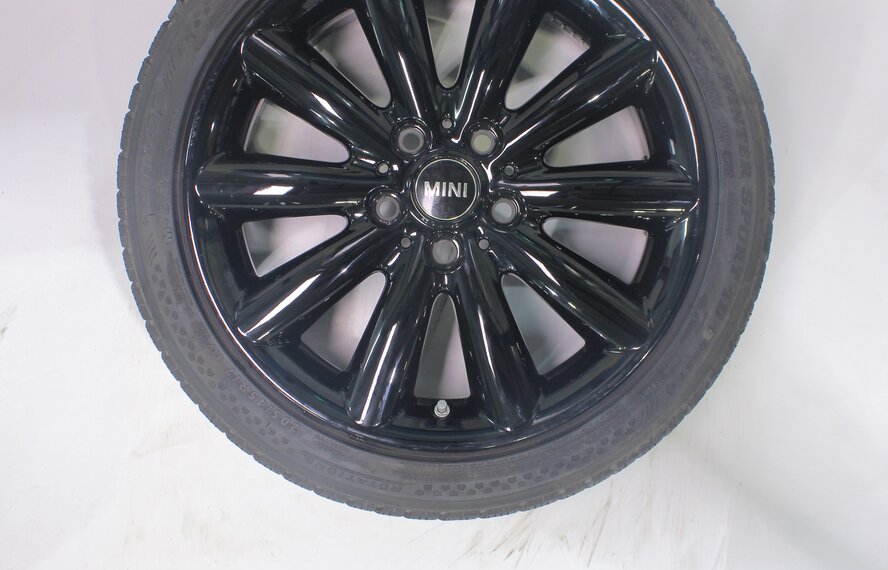 Mini Mini Cooper / S / One / Convertible F55 F56 F57 499 17 inch wheels Dunlop Runflat Winter tires Original