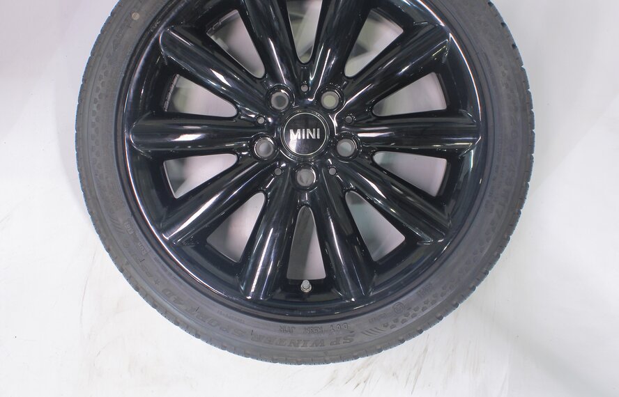 Mini Mini Cooper / S / One / Convertible F55 F56 F57 499 17 inch wheels Dunlop Runflat Winter tires Original