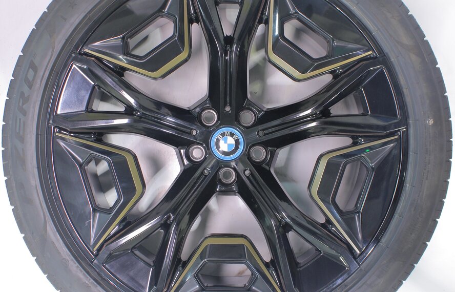 BMW BMW iX i20 1020 22 inch wheels Pirelli Summer Tires Original