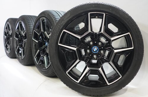 BMW BMW XM G09 922M 22 inch wheels Pirelli Winter Tires Original