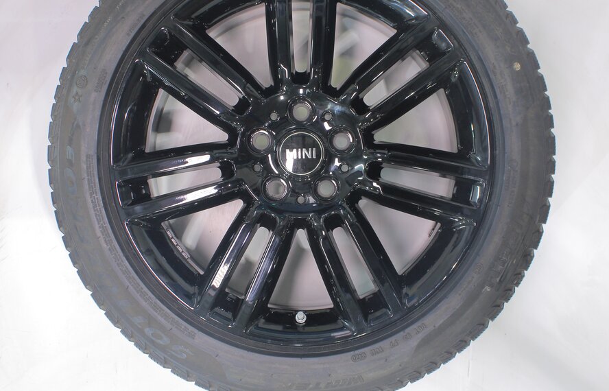 Mini Mini Countryman F60 532 18 inch wheels Pirelli Runflat Winter Tires Original