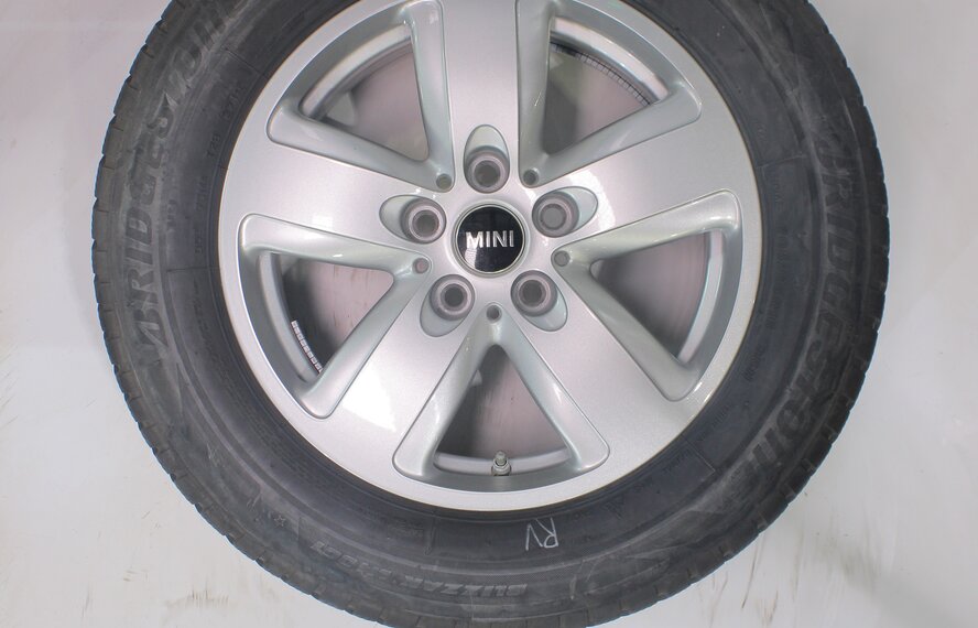 Mini Mini Countryman F60 517 16 inch wheels Bridgestone Winter Tires Original