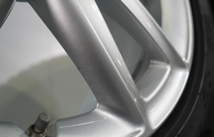 Mini Mini Countryman F60 JCW815 18 inch wheels Pirelli Runflat Winter Tires Original