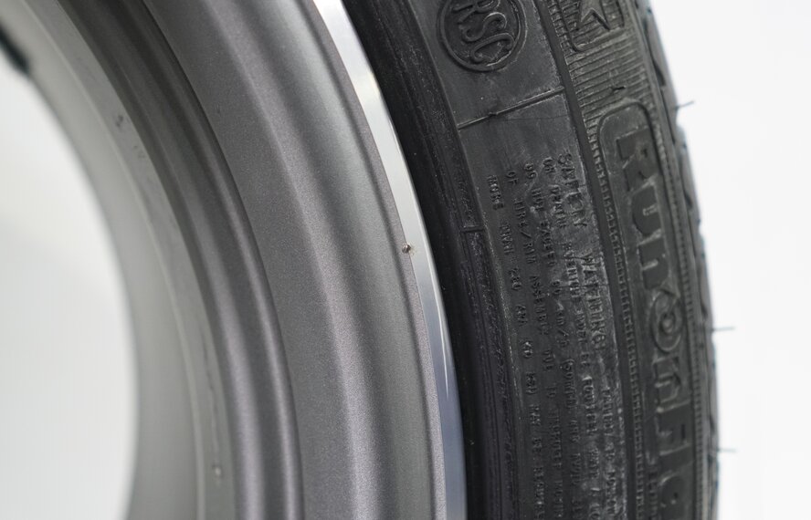 BMW BMW X5 F15 X6 F16 623M 19 inch wheels Goodyear Runflat Winter Tires New Original