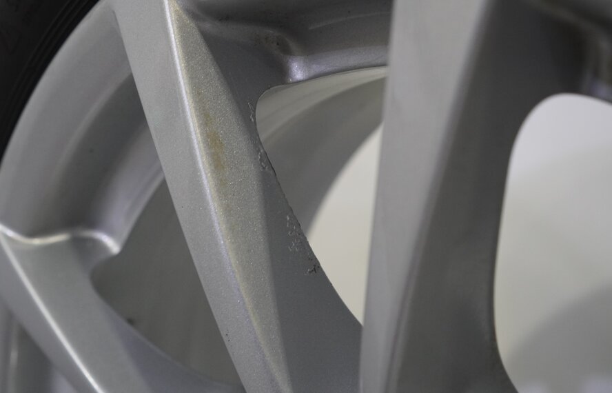 BMW BMW 3 4 series F30 F31 F32 F33 F36 390 16 inch wheels Continental Winter Tires Original