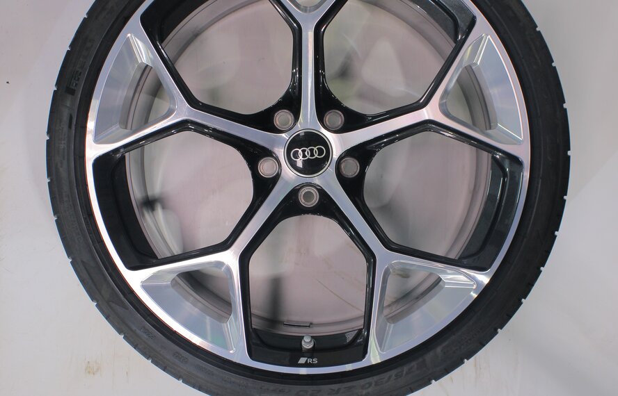 Audi Audi RS4 RS5 B9 20 inch wheels Pirelli Summer Tires Original