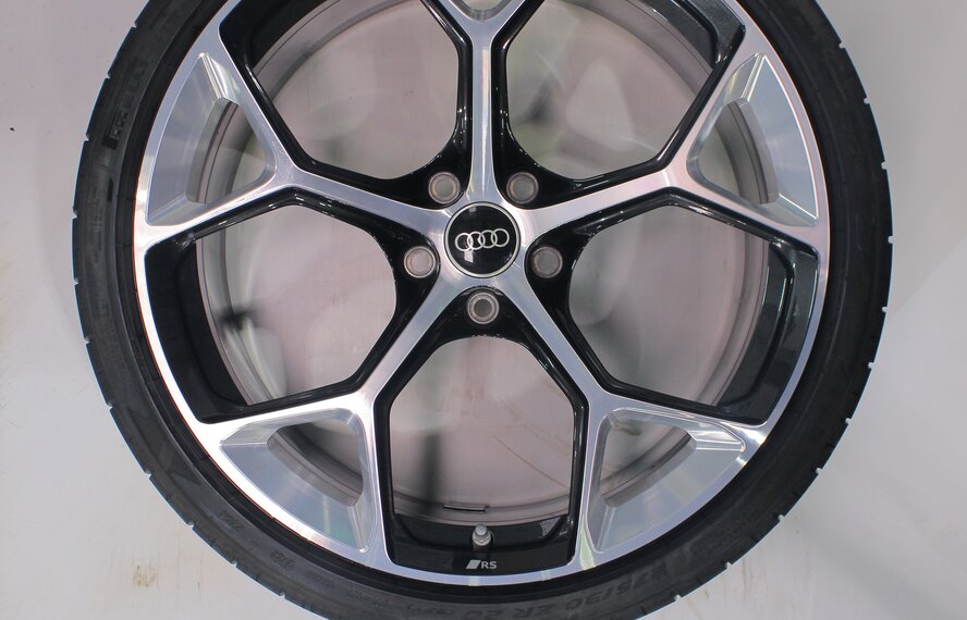 Audi Audi RS4 RS5 B9 20 inch wheels Pirelli Summer Tires Original