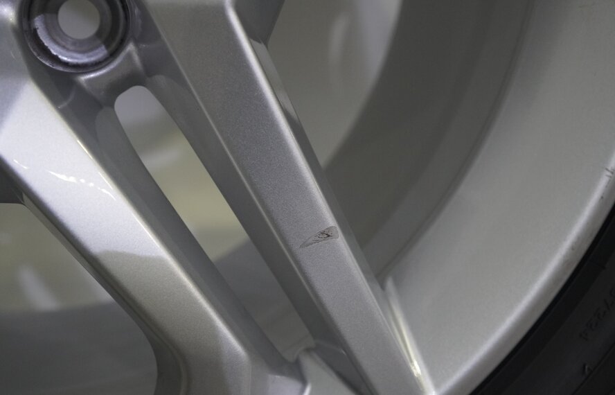 Audi Audi Q5 SQ5 80A 18 inch wheels Pirelli Summer Tires Original