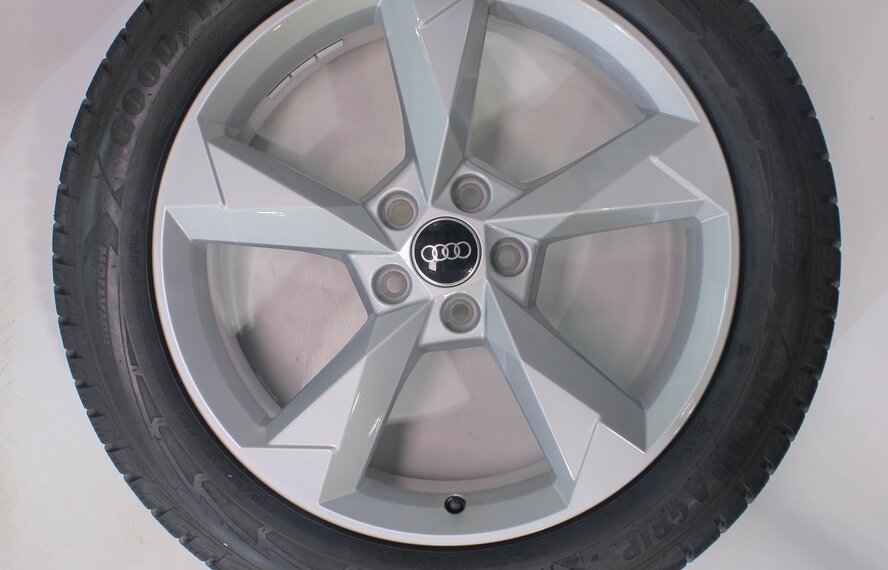 Audi Audi Q3 SQ3 F3B 19 inch wheels Goodyear Winter Tires Original