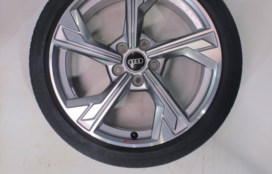 Audi Audi A3 S3 8Y 8V 18 inch wheels Bridgestone Summer tires Original