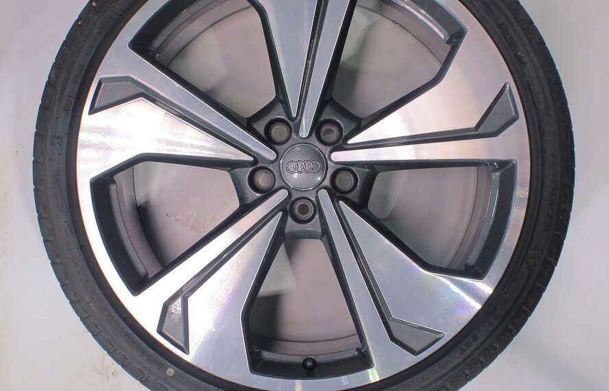 Audi Audi A6 A7 4K C8 21 inch wheels Bridgestone Summer tires Original