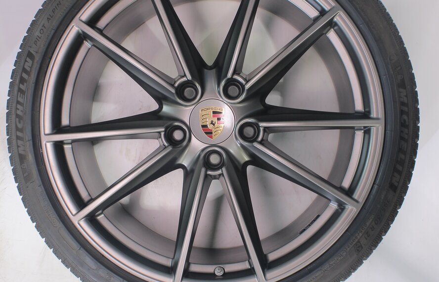 Porsche Porsche 911 992 Carrera S 4S Targa 4S 20 & 21 inch wheels Michelin winter tires Original