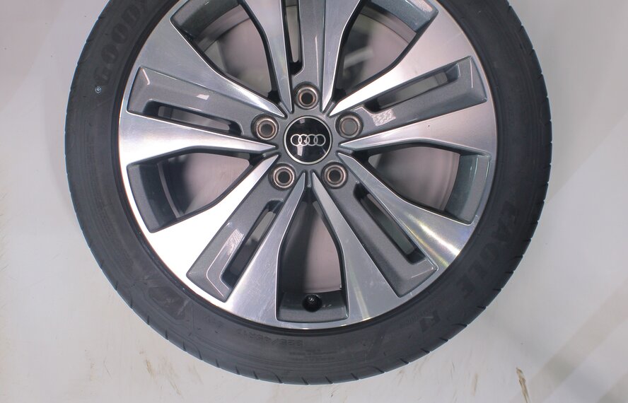 Audi Audi A3 S3 8Y 8V 17 inch rims Goodyear Summer Tires Original