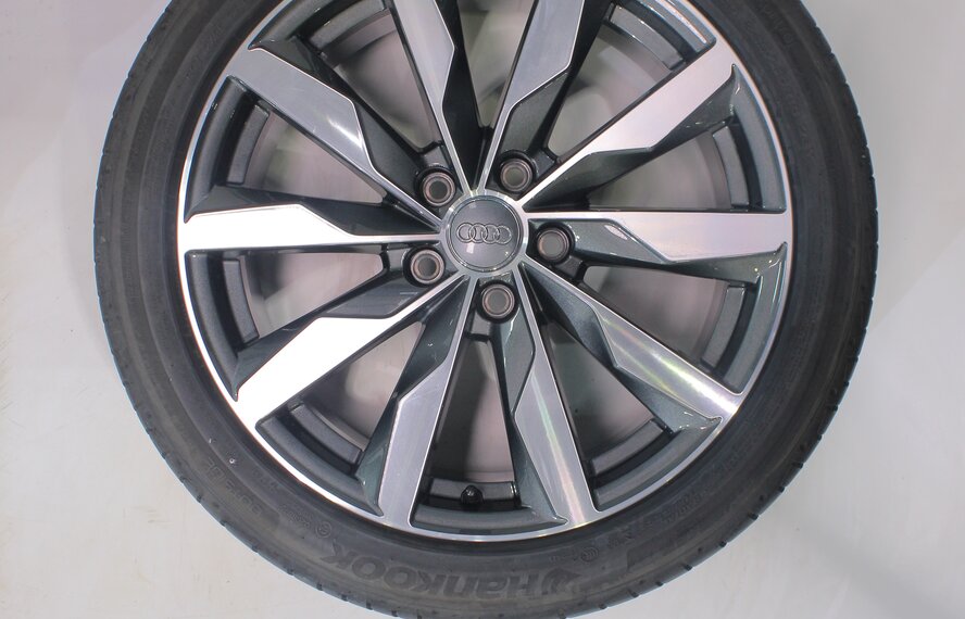 Audi Audi A4 S4 B9 8W 18 inch wheels Hankook Summer Tires Original