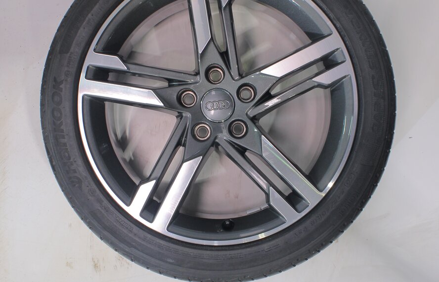 Audi Audi A4 S4 B9 8W 18 inch rims Hankook Summer tires New Original