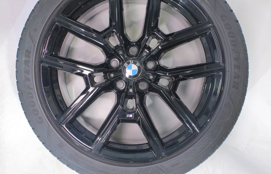 BMW BMW 4 series i4 G26 859M 19 inch rims Goodyear winter tires Original