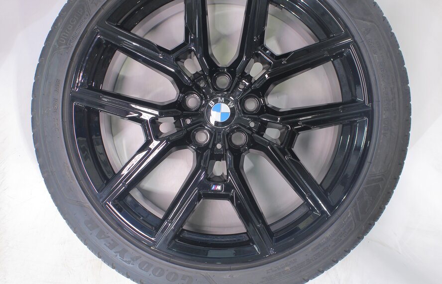 BMW BMW 4 series i4 G26 859M 19 inch rims Goodyear winter tires Original