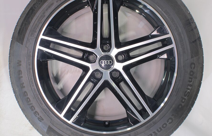 Audi Audi Q5 SQ5 80A 19 inch wheels Continental Summer tires Original