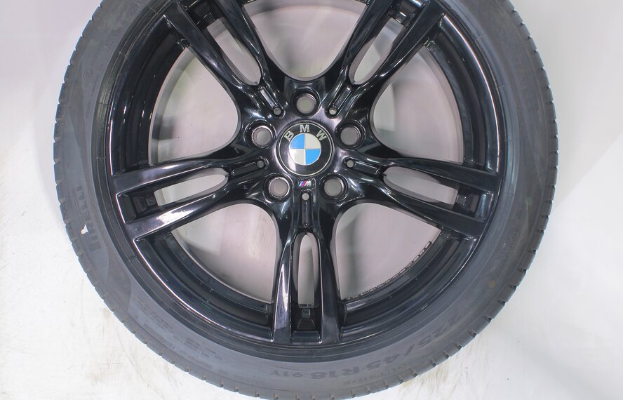 BMW BMW 3 4 series F30 F31 F32 F33 F36 400M 18 inch rims Pirelli Summer tires New Original