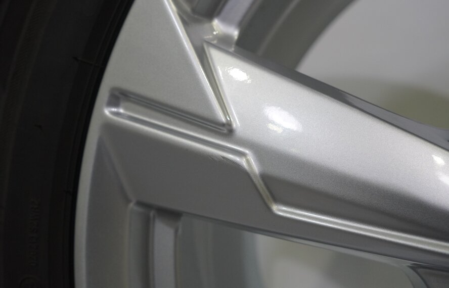 Audi Audi A6 A7 4K C8 18 inch wheels Bridgestone winter tires Original