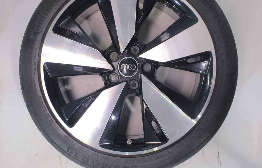 Audi Audi A5 S5 B10 19 inch wheels Continental Summer tires Original