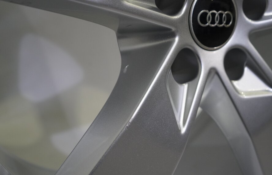 Audi A6 C8 from 2018 20 inch wheels Continental Winter tires Original