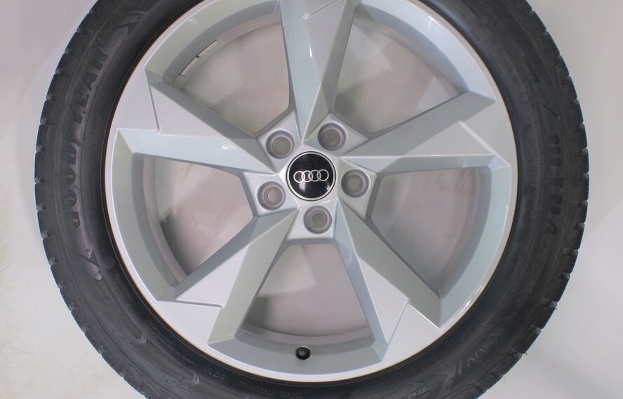 Audi Audi Q3 SQ3 F3B 19 inch rims Goodyear winter tires Original