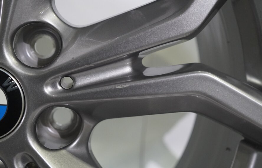 BMW BMW X3 X4 G01 G02 694 19 inch wheels Pirelli Runflat Winter tires Original