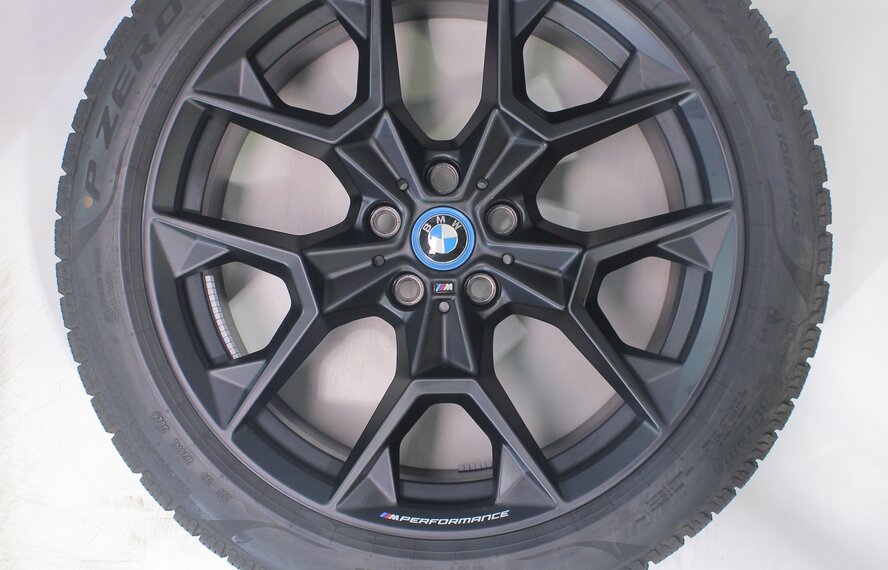 BMW BMW 5 series i5 G60 G61 942M 19 inch wheels Pirelli Winter tires Original