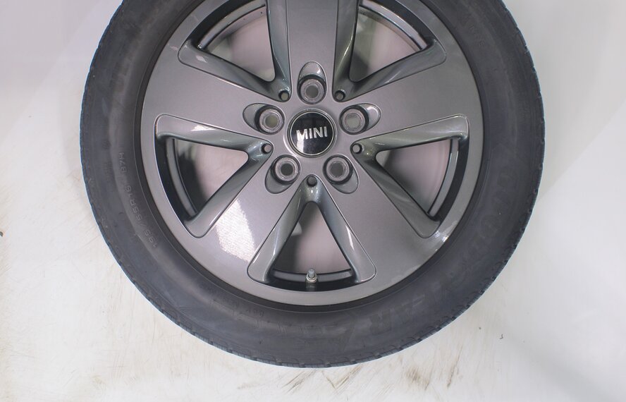 Mini Mini Cooper / S / One / Convertible F55 F56 F57 517 16 inch rims Goodyear winter tires Original