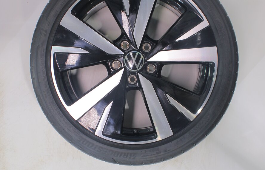 Volkswagen Volkswagen Golf 5 6 7 8 Catania 18 inch wheels Bridgestone Summer tires New Original