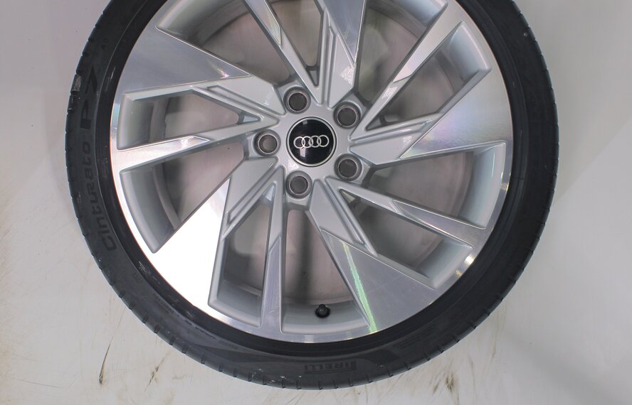 Audi Audi A3 S3 8Y 8V 18 inch wheels Pirelli Summer tires Original