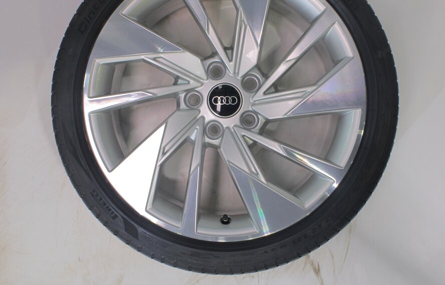 Audi Audi A3 S3 8Y 8V 18 inch wheels Pirelli Summer tires Original
