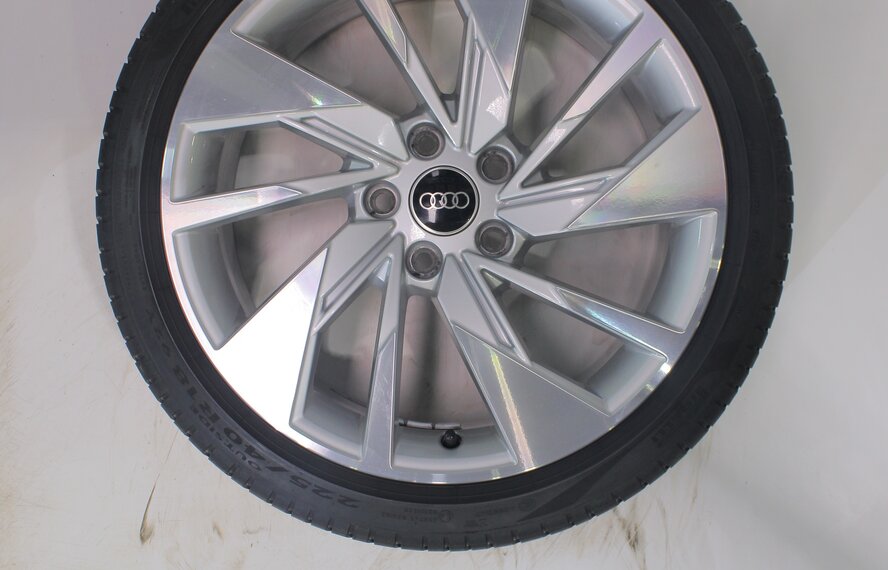 Audi Audi A3 S3 8Y 8V 18 inch wheels Pirelli Summer tires Original